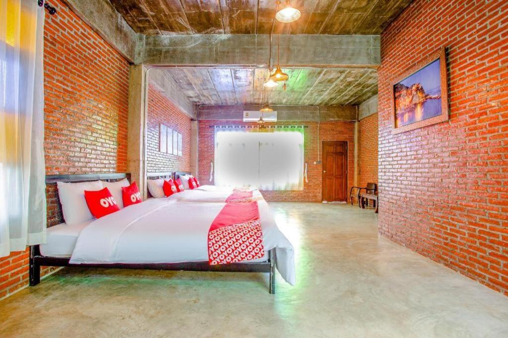 Oyo 1155 Bikers House And Enduro Tours Chiang Mai Hotel Exterior photo
